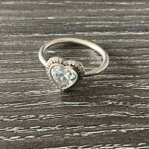 Pandora Ring Size 7